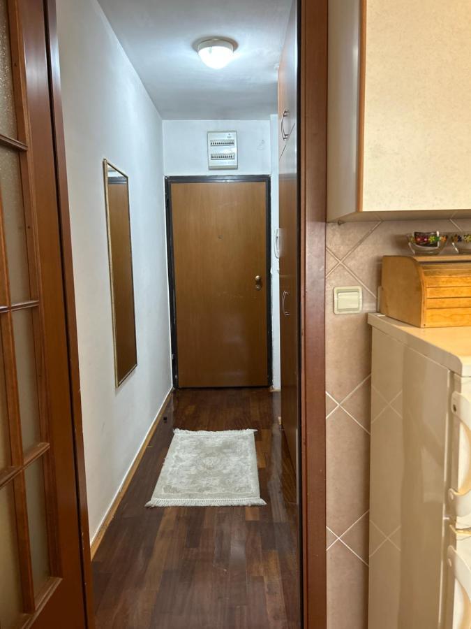 Apartment Sara Подгорица Экстерьер фото