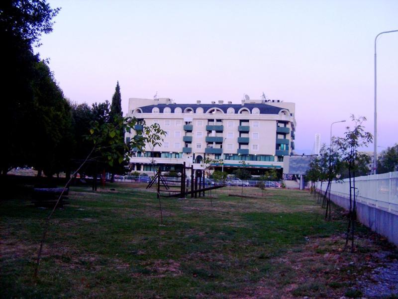 Apartment Sara Подгорица Экстерьер фото